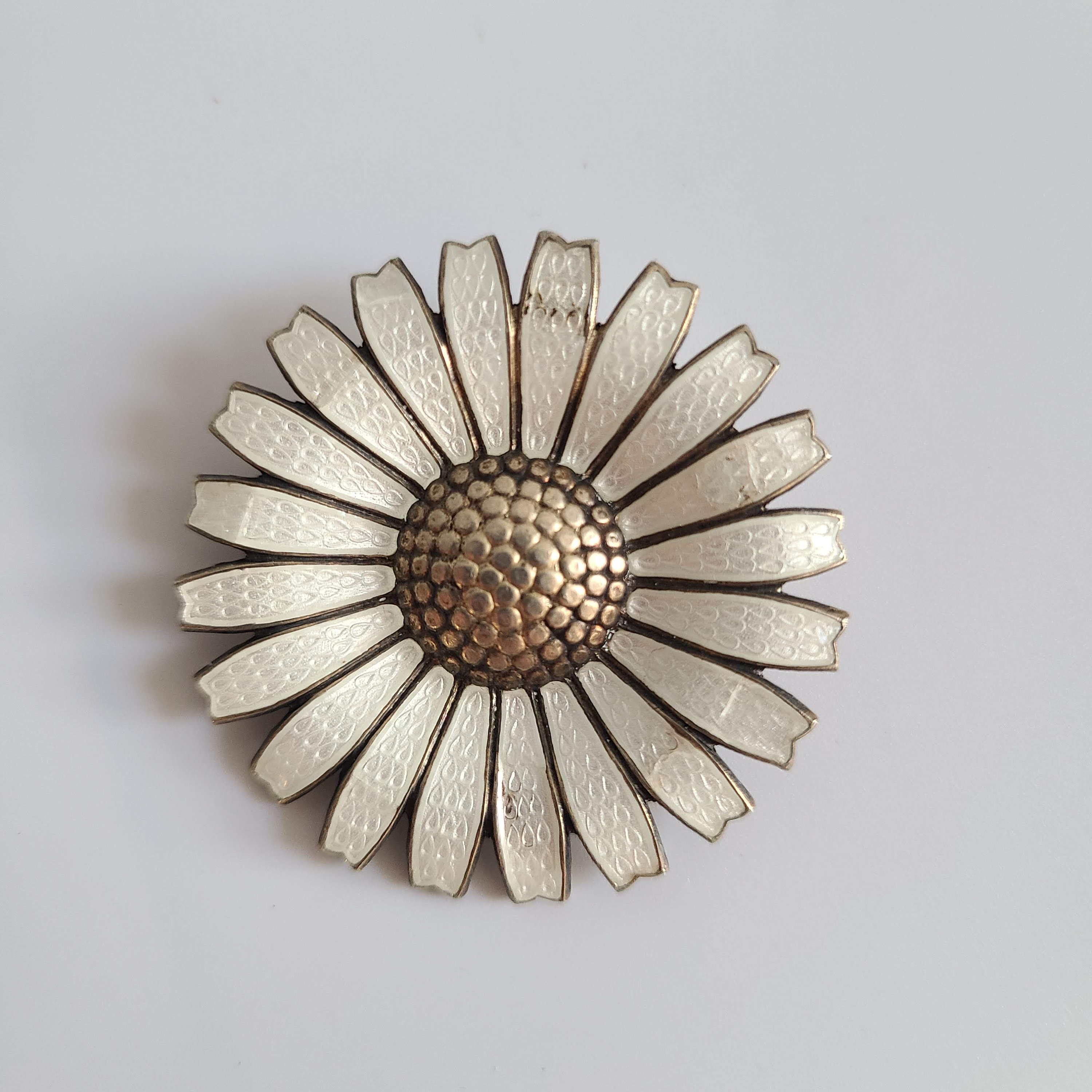 Anton Michelsen Daisy - Etsy