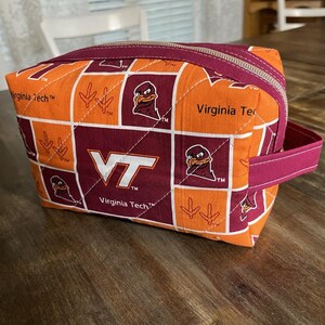 Trousse à cosmétiques en coton matelassée faite main : trousse de toilette de voyage universitaire en tissu TAMU Oklahoma UT Ole Miss UNT Mizzou Rice Texas Tech Virginia Tech Virginia Tech