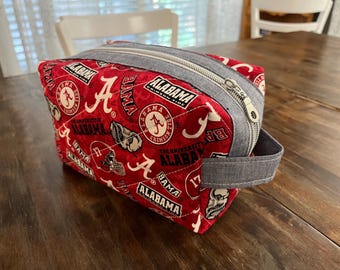 Trousse à maquillage en coton matelassé fait main : College Team Prints Ohio Pitt Penn Michigan Alabama Baylor Clemson Houston Kansas State