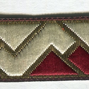 Jacquard bordercrème + goud + bordeaux 22 mm