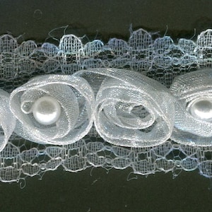 Meterware Tüllspitze Band Borte Blüten weiß mit Perlen 30 mm