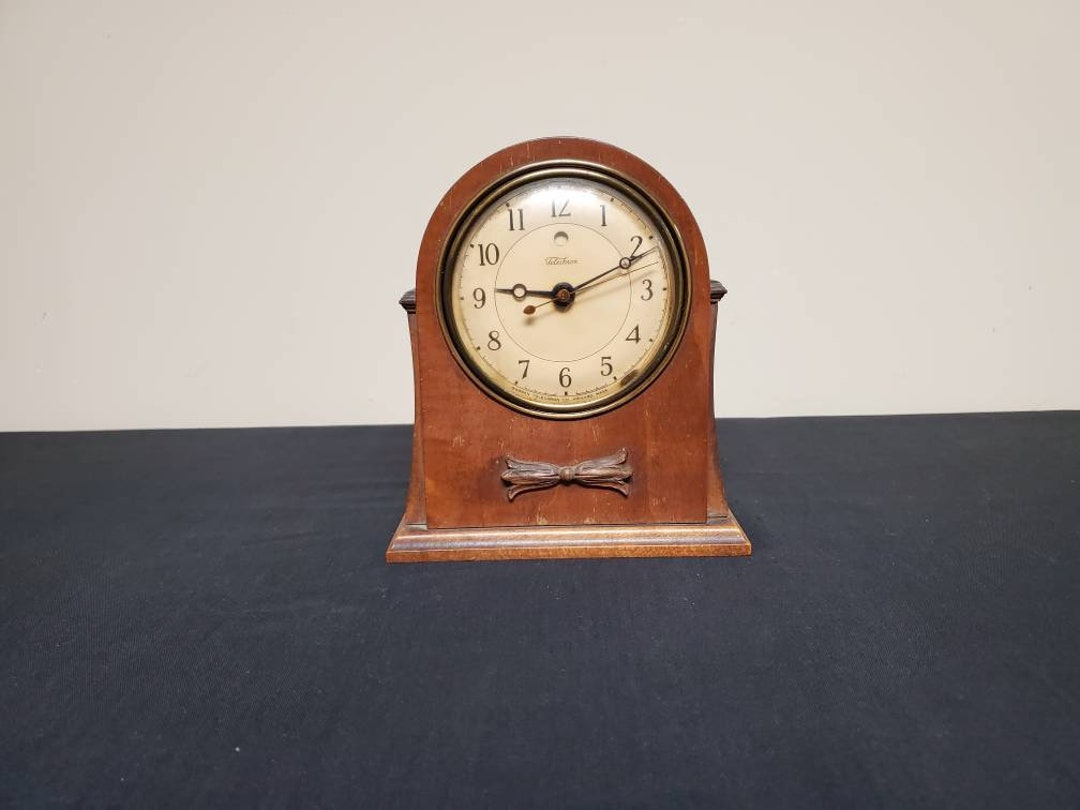 Vintage Telechron Electric Clock. Model 3F55 and Serial Number 228637
