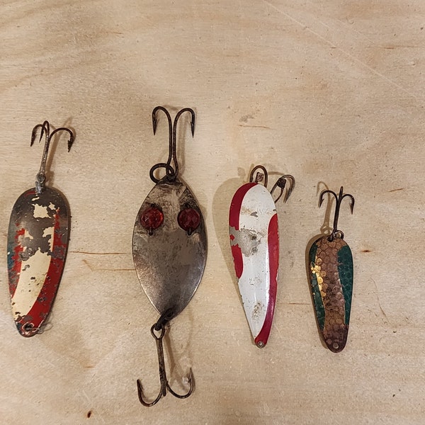 Vintage Wiggler  Fishing Lure