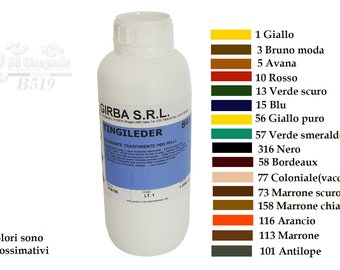Könnte beinhalten: Eine durchsichtige Plastikflasche mit Lederfarbe, auf der der Markenname "Girba S.R.L." und der Produktname "Tingileder" aufgedruckt sind. Die Flasche ist als transparentes Lederfärbemittel gekennzeichnet. Rechts neben der Flasche befindet sich eine Farbkarte mit 12 verschiedenen Farbmustern und ihren entsprechenden Namen in italienischer Sprache.