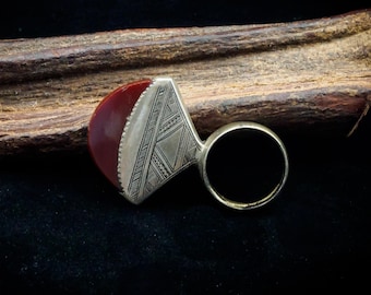 Antique Turkoman Carnelian Ring with Decorative Brass Setting