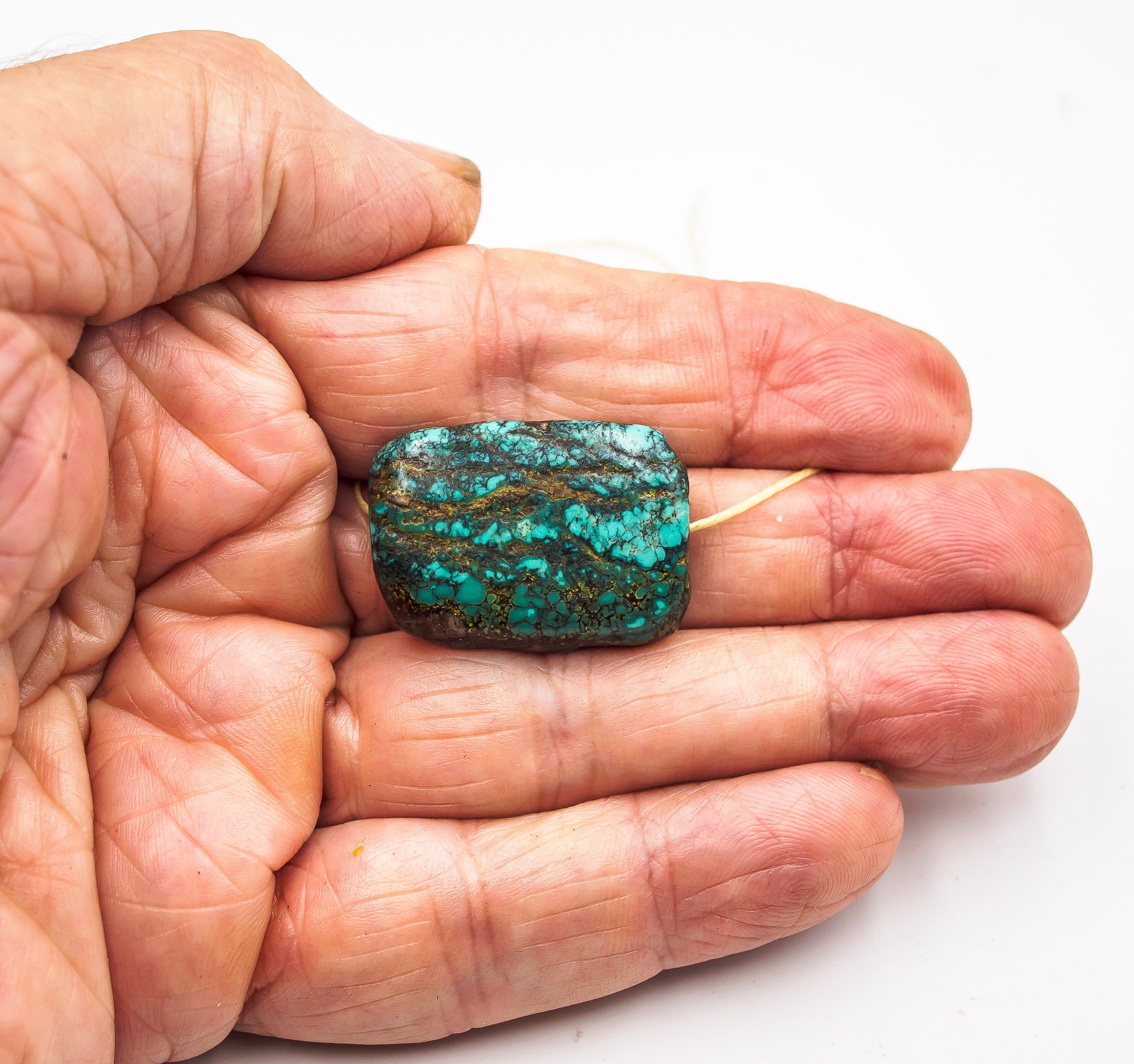 アンティークチベットターコイズビーズ：希少、大型、150～300年