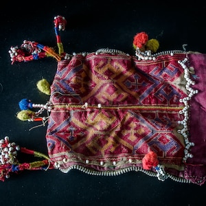 アンティークウズベキスタンシルク刺繍バッグ：アフガニスタンラカイクロスステッチ