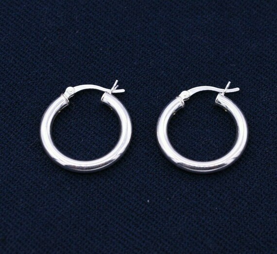Orecchini a cerchio in argento sterling spesso – dimensioni:30 mm x 3 mm – Qualità premium.6276