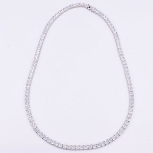 White sapphire deals tennis chain