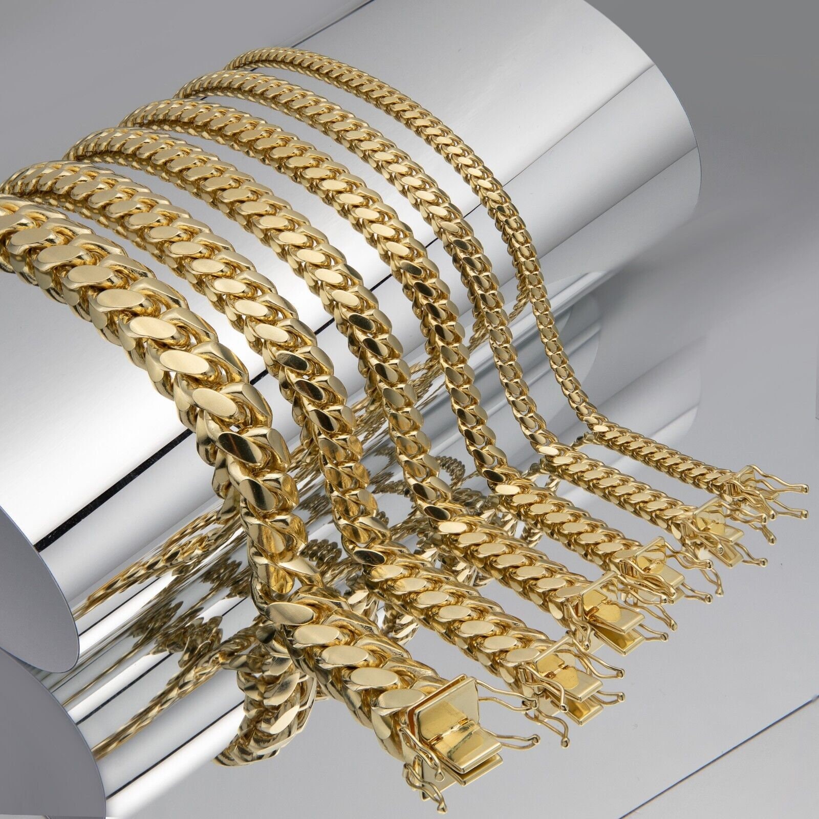 Mens 10k deals solid gold bracelet