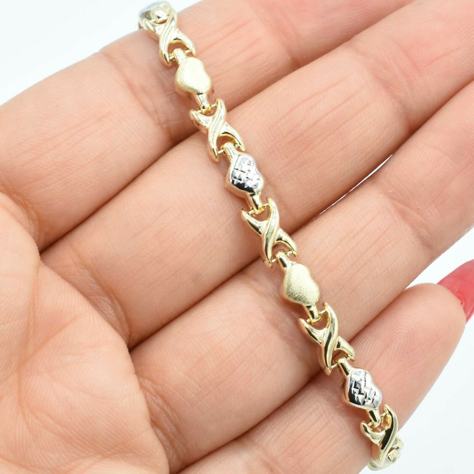Textured Hearts and Kisses Stampato CZ Bracelet Real 10K Yellow