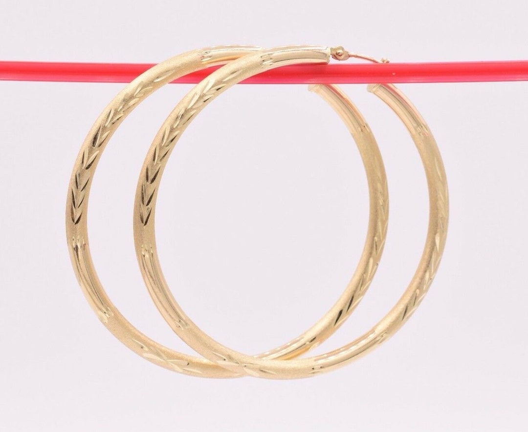 Extra Large Diamond Cut Hoop Earrings In 14K Yellow Gold 2 1/2 Inch  2 1 2 Inch 2 00 Mm - Foto 6