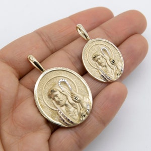 Colgante con medallón de Jesús texturizado en oro blanco y amarillo auténtico de 14 quilates en todos los tamaños