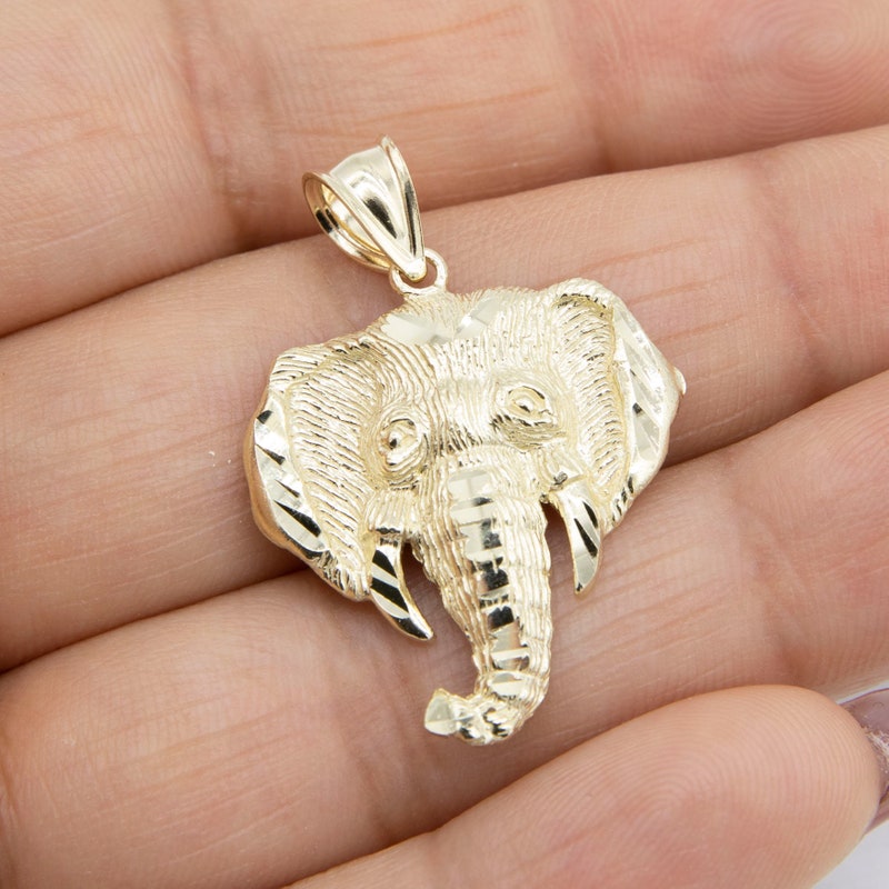 ELEPHANT SQUARE PENDANT main image 0