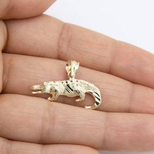 3/4&quot; Diamond Cut Crocodile Pendant Real 10K Solid Yellow Gold