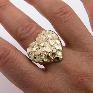 Women&#39;s Diamond-Cut Huge Heart Engagement Ring Solid 10K Yellow Gold