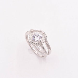 Halo Round CZ 2 piece Wedding Engagement Ring Set Real Sterling Silver 925