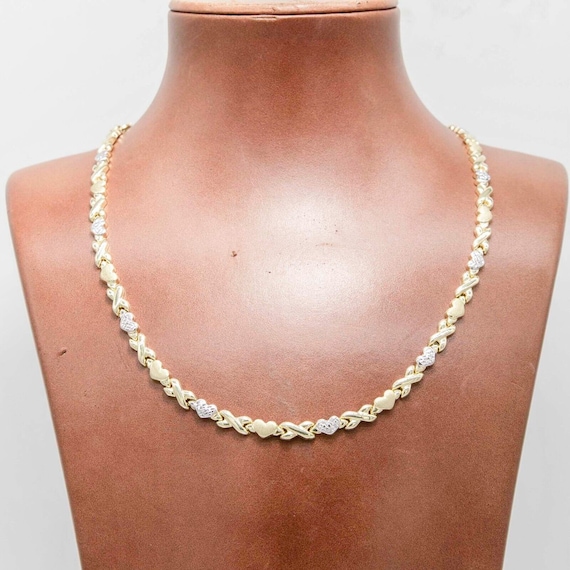 Hearts and clearance kisses necklace