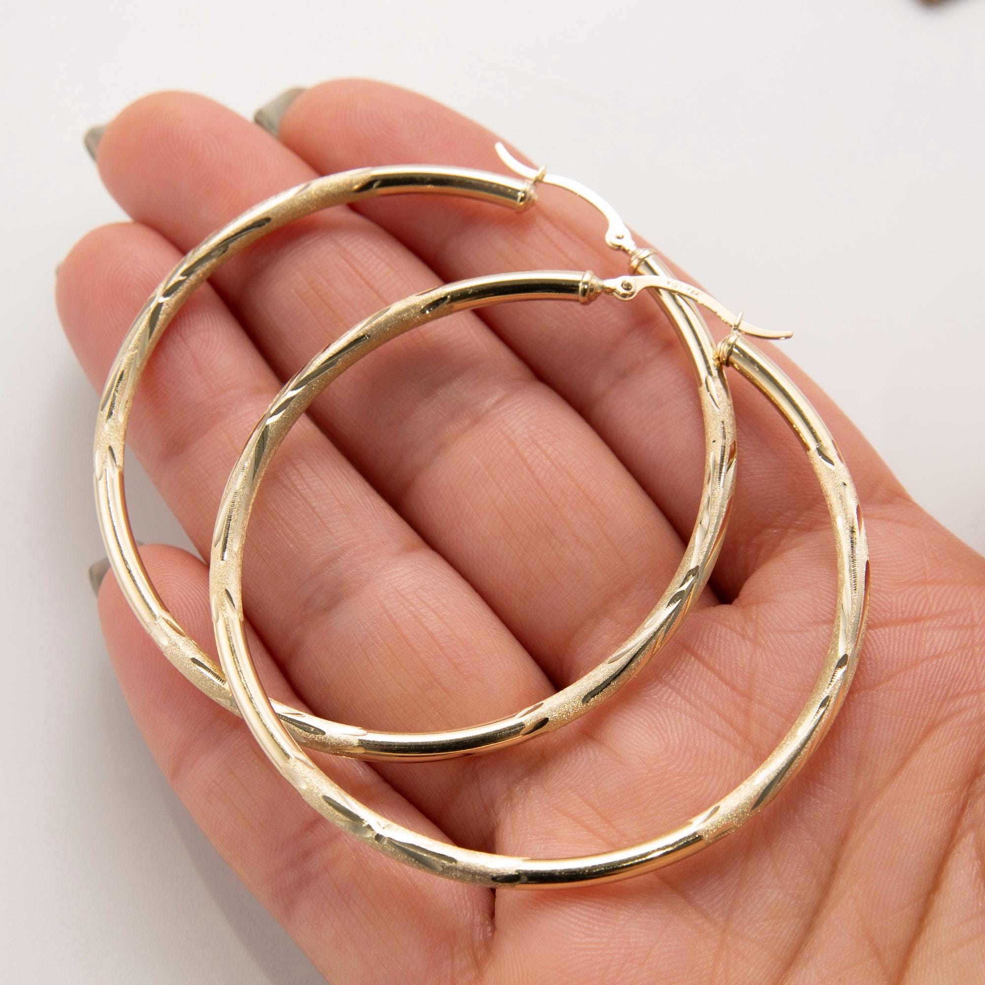 Goldum NYC 14K Yellow Gold Hoop Earrings – 3mm X 60mm, Diamond Cut Shiny – Made In Italy