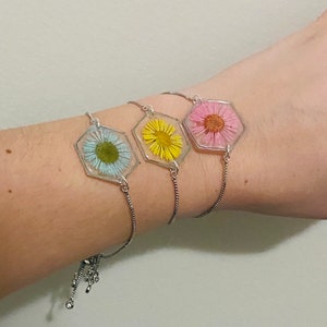 The Heidi | Toggle Bracelet | Pressed Flower Bracelet | Dainty Bracelet
