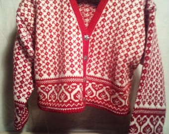 Traditional Norwegian sweater wool womens handmade