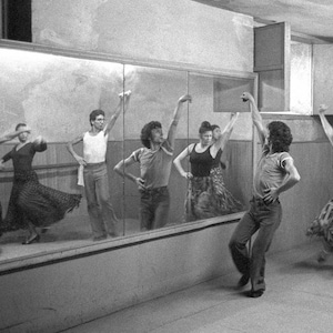 Flamenco classes with Ciro at the Amor de Dios Madrid; a part of the history of flamenco; pictures of flamenco dancers in training (#5)