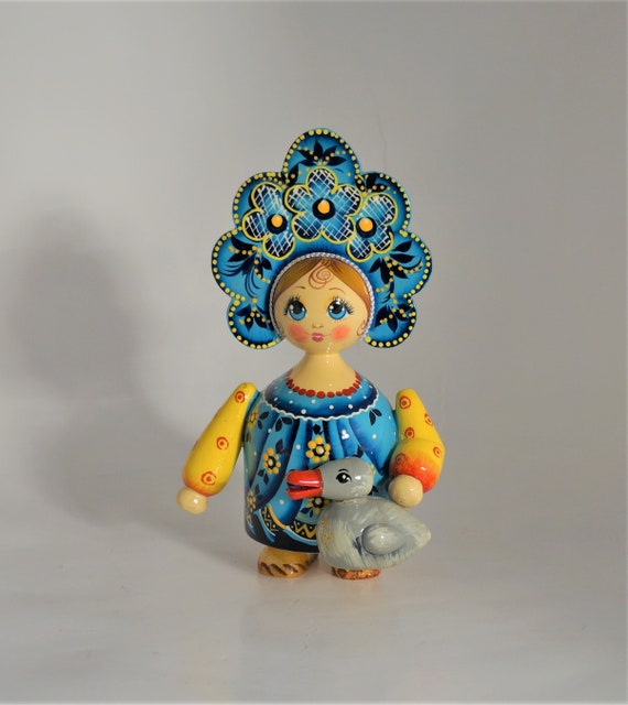 ロシアの民族衣装を着た木彫りと手描きの人形、高さ8フィート - Etsy 日本