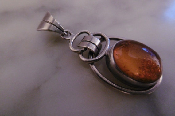 SILVER *** Amber - Chain Pendant *** Art Deco