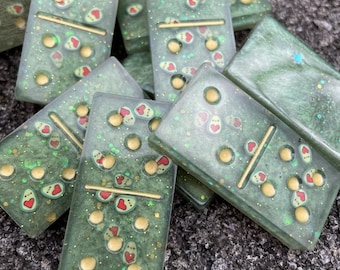Happy avocado and glitter green resin domino set