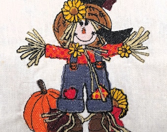 Scarecrow Medium Machine Embroidery Design  (Available in 2 sizes)