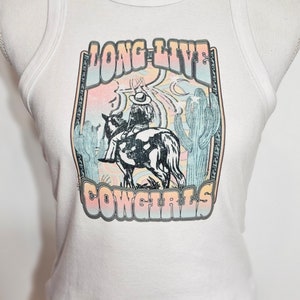 Cowgirl crop top,Country Music shirt, country junkie, Nashville crop, Guitar, Retro, Tees, Tennessee, Boho, Vintage, Comfy, sweatshirt