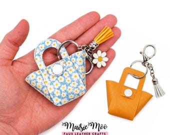 Teeny Tiny Tote Bag Charm SVG for Cricut, Faux Leather Mini Purse Keychain Template, No Sew Bag Charm Pattern
