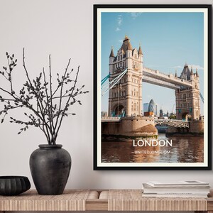 London Travel Art Poster Print. Tower Bridge United Kingdom  Illustration Wall Art - Vintage Cityscape Gift For Travel Lovers - Home Decor