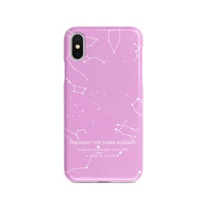 Hellblaue Handyhülle mit weißer Sternkarte. Personalisierte Sternbildkarte - Iphone 16 Pro Max, 15 to 6 & Samsung Galaxy S24, S23, S22