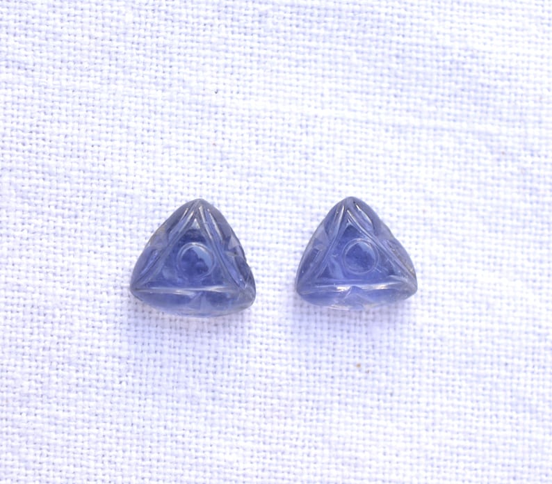 8mm #AR9438 Matched Pair Dainty Iolite Carving Gemstone Gemstone Engraving Hand Carved Iolite Carving Pairs Iolite Earring Pairs