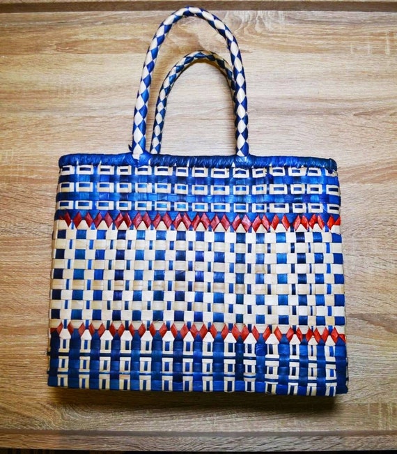 geometric bag trend