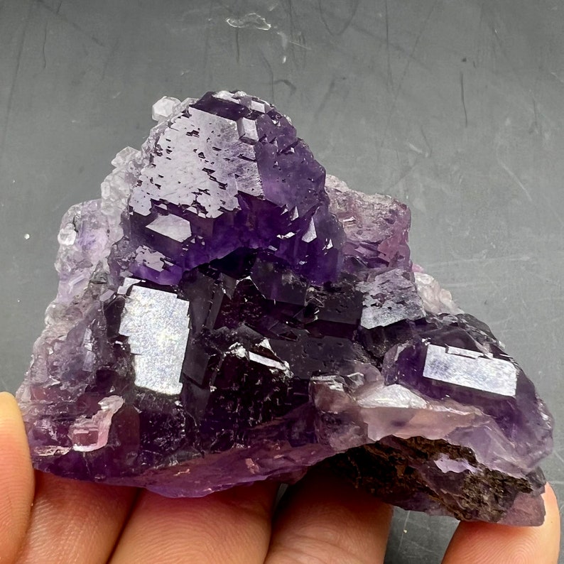 RARE Purple Fluorite ,natural Pretty Complete Sphere Purple Fluorite Crystal Specimens Q917