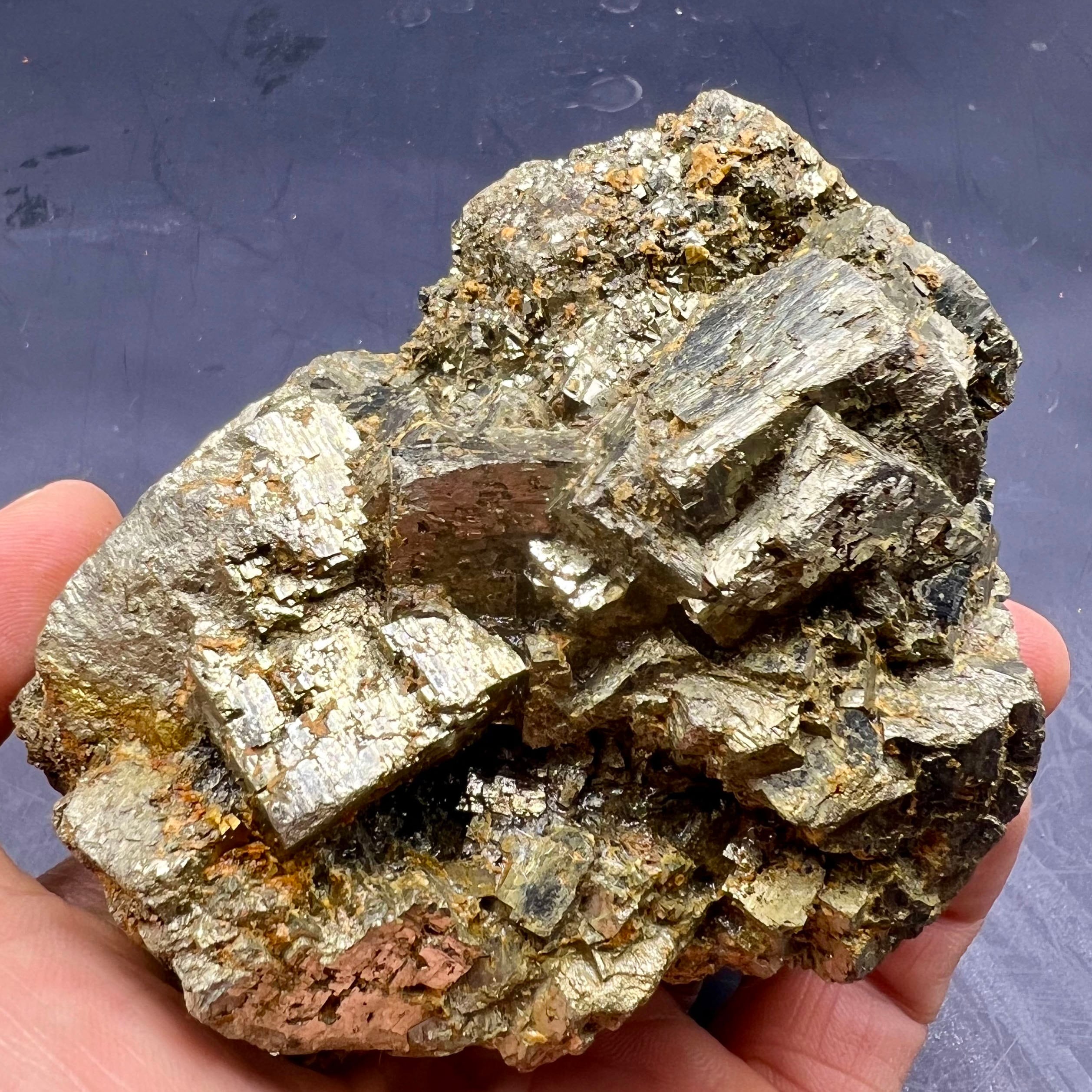 ★天然石★ 茶碗　秀観作　金鉱山石 佐渡島相川鉱山産 金鉱石 丸玉 96mm｜天然石 原石 通販のキラリ石