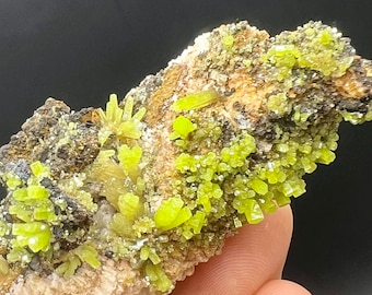 90g High quality Natural Green Pyromorphite Crystal Cluster Matrix Mineral Specimen #Q909
