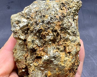 259g 金鉱石　原石 鉱物　鉱物標本　天然石 677g 金鉱石 原石 鉱物 鉱物標本 天然石 - メルカリ