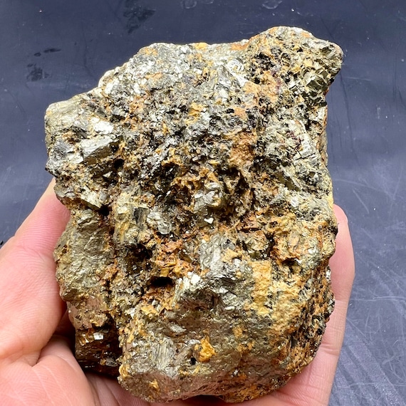1250g 希少天然原石金鉱石クリスタル標本 #Q974 - Etsy 日本
