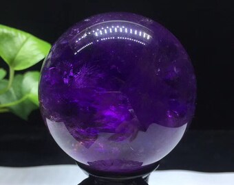 Crystal Amethyst/Natural Pretty Crystal Ball Natural Purple Quartz Sphere/Crystal Ball/Special Gift