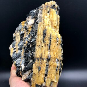 3200g Natural excellent Rare Topaz stone mica Minerals Specimen,Topaz stone Q537 image 3