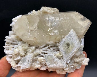 CRYSTAL Natural barite mica quartz Mineral samples #Q453