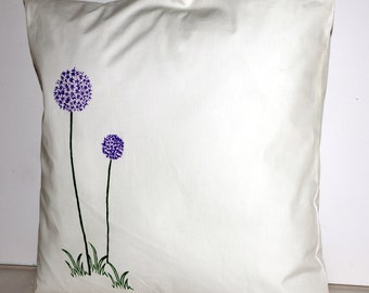 Pillow with star Flower (Allium)