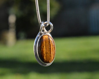 Tigeraugen-Anhänger aus 925er Silber