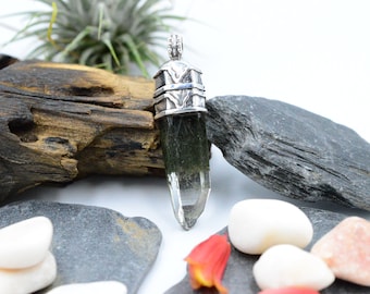 Chlorit-Quarz-Ganesh-Himal-Silberanhänger