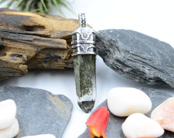 Chlorit-Quarz-Ganesh-Himal-Silberanhänger