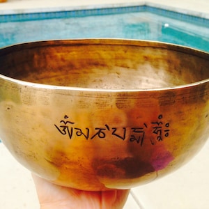 Himalayan Full Moon Singing Bowls, Medium 1kg up to 1.4kg Free shipping image 1