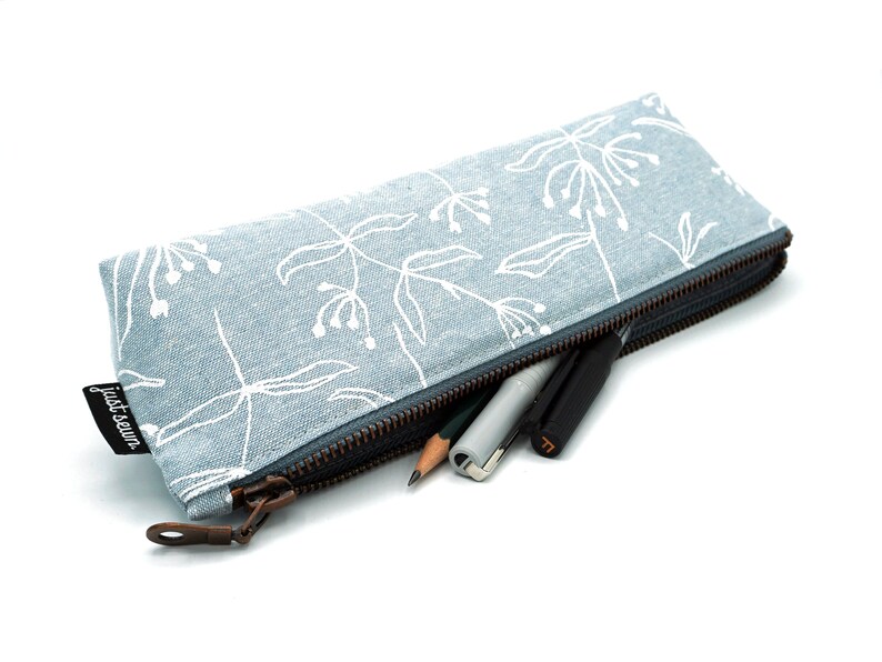 Pencil case/pen case Floral light blue Metal zipper image 3